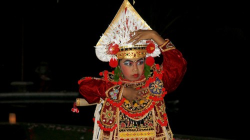 BARIS DANCE